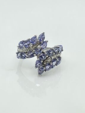 Elegant Estate Tanzanite And White Topaz Ring